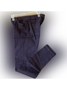 Levi’s Purple Leggings, Waist 30, Like new. No signs of wear or stains